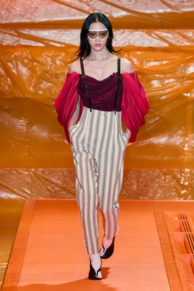 Look 34